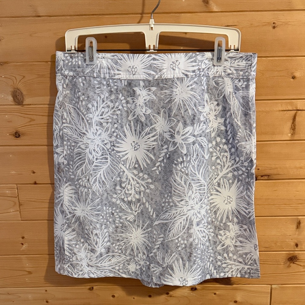 Gray Floral Print Skirt